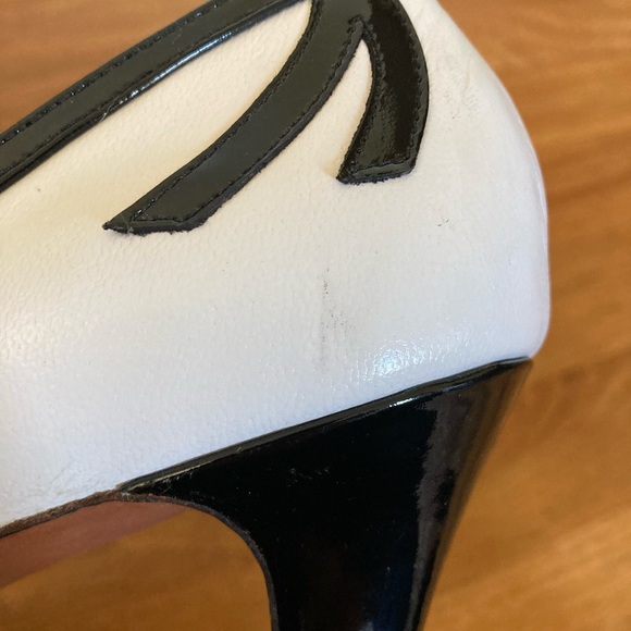 Vintage Amano Black/White Peep Toe Leather Heels Shoe USA Made Women's 9 AA - Picture 15 of 15